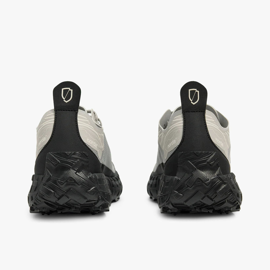 norda 001A / Pewter