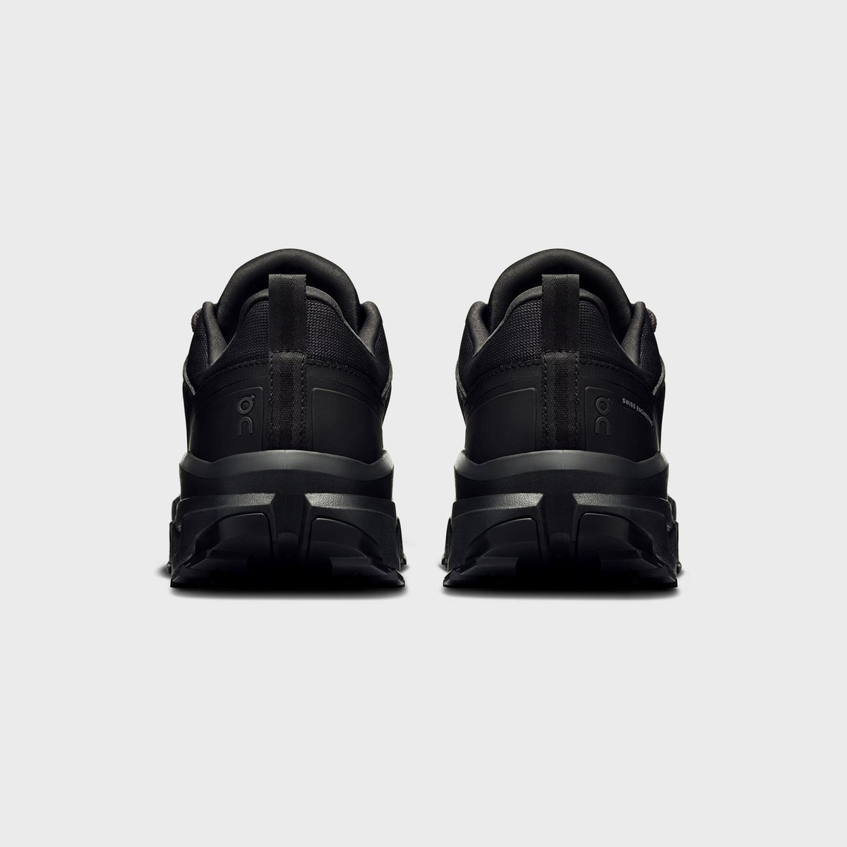 On Running Cloudrock Low Waterproof - Black