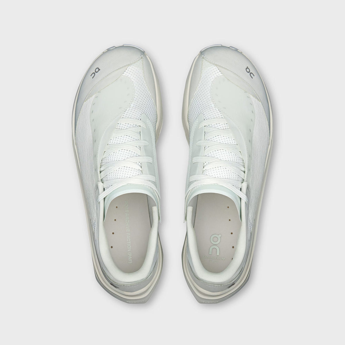On Running x Post Archive Faction Cloudboom Volt - White / Gale