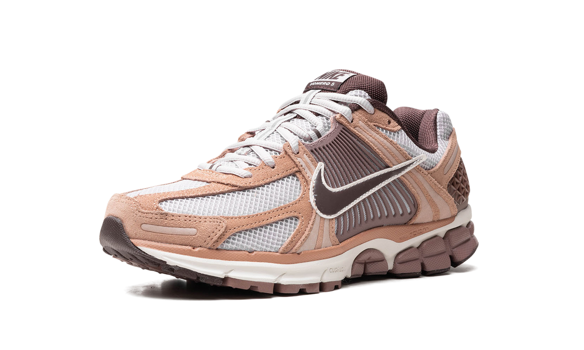 Nike Zoom Vomero 5 "Dusted Clay" HF1553 200