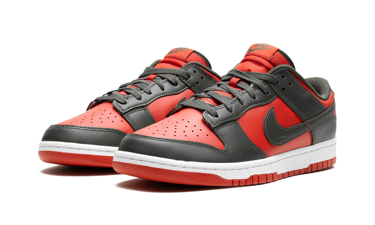 Nike Dunk Low "Mystic Red" DV0833 600