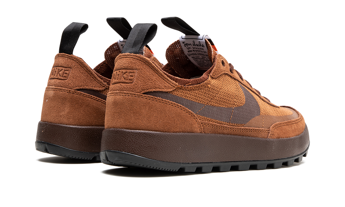 Nike GENERAL PURPOSE SHOE WMNS "Tom Sachs - Field Brown" DA6672 201
