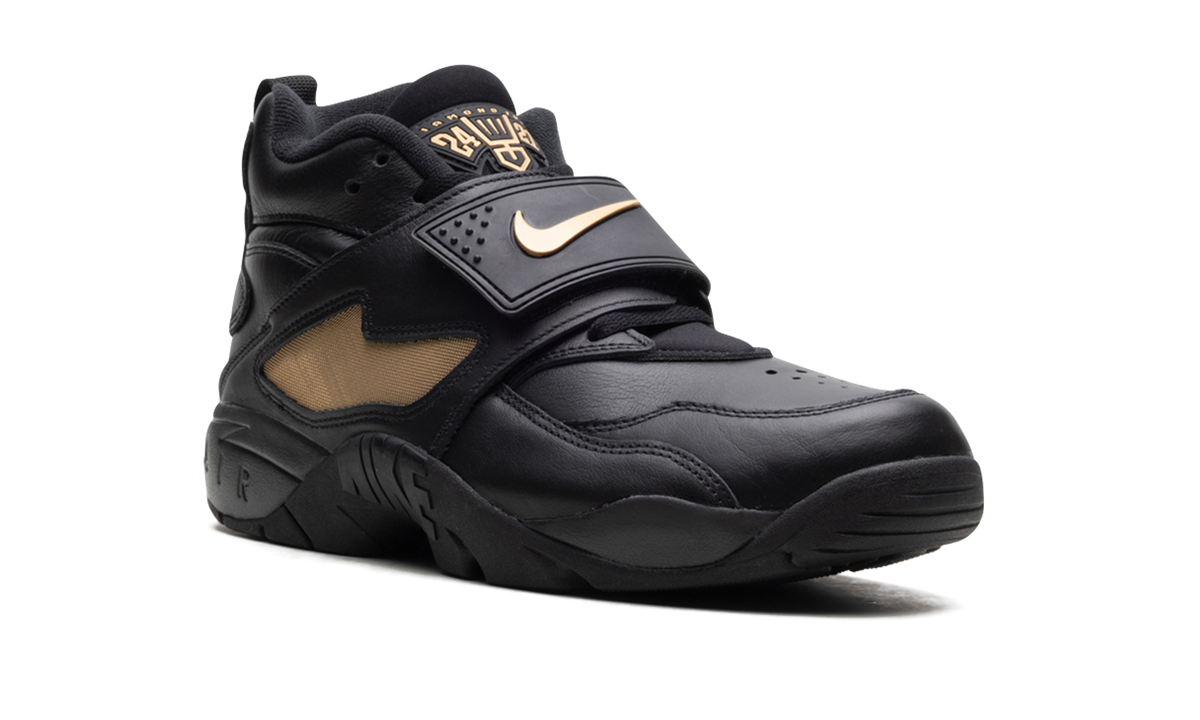 Nike Air Diamond Turf "Signing Day" HV5788 001