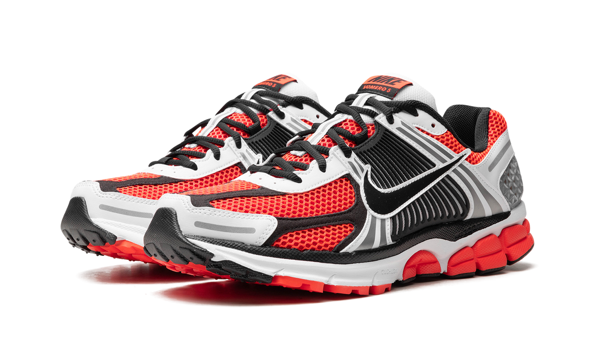 Nike Zoom Vomero 5 SE "Bright Crimson" CZ8667 600