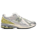 New Balance 1906 - Sea Salt/Everglade Green/Slate Grey