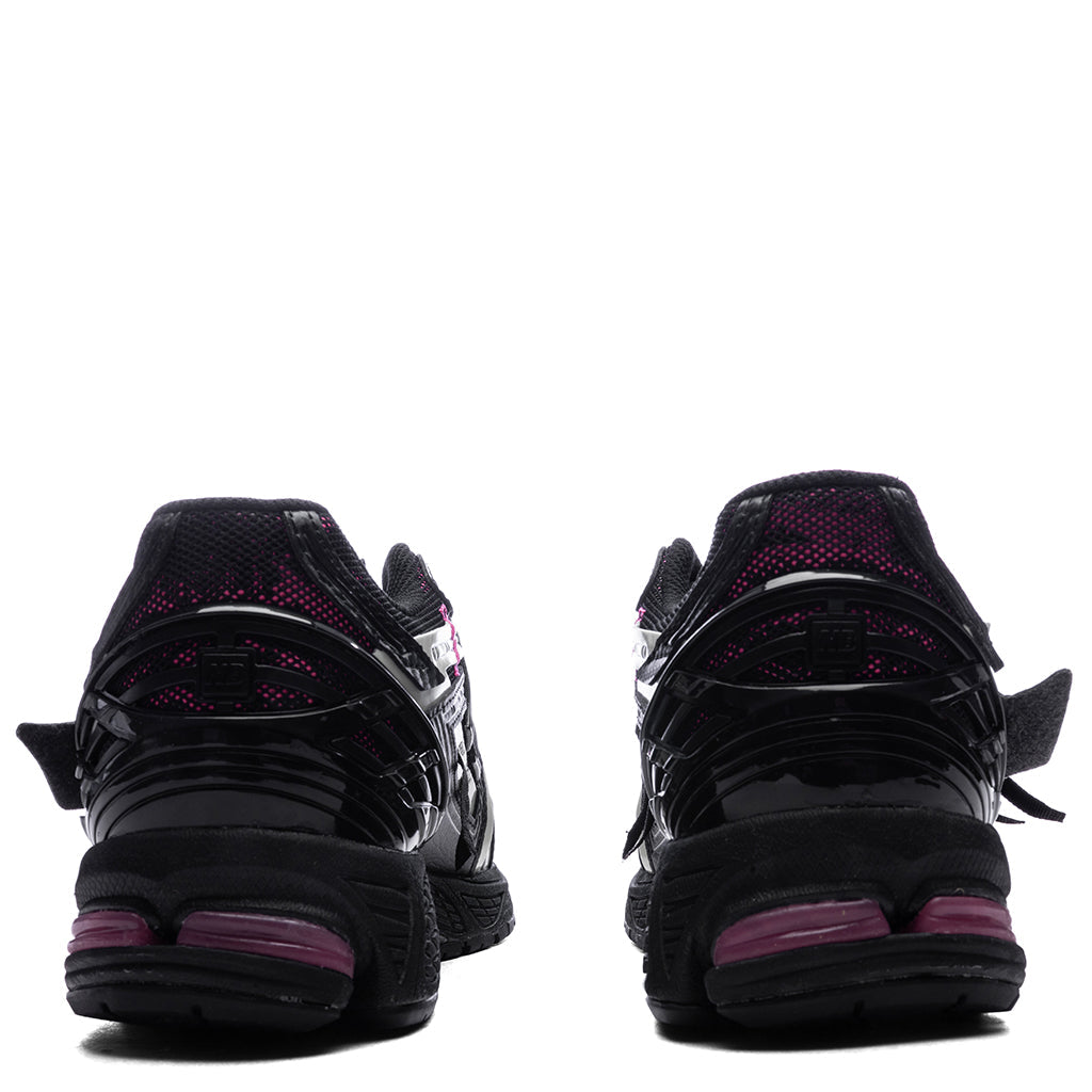 New Balance 1906A - Black/Dragon Berry/White