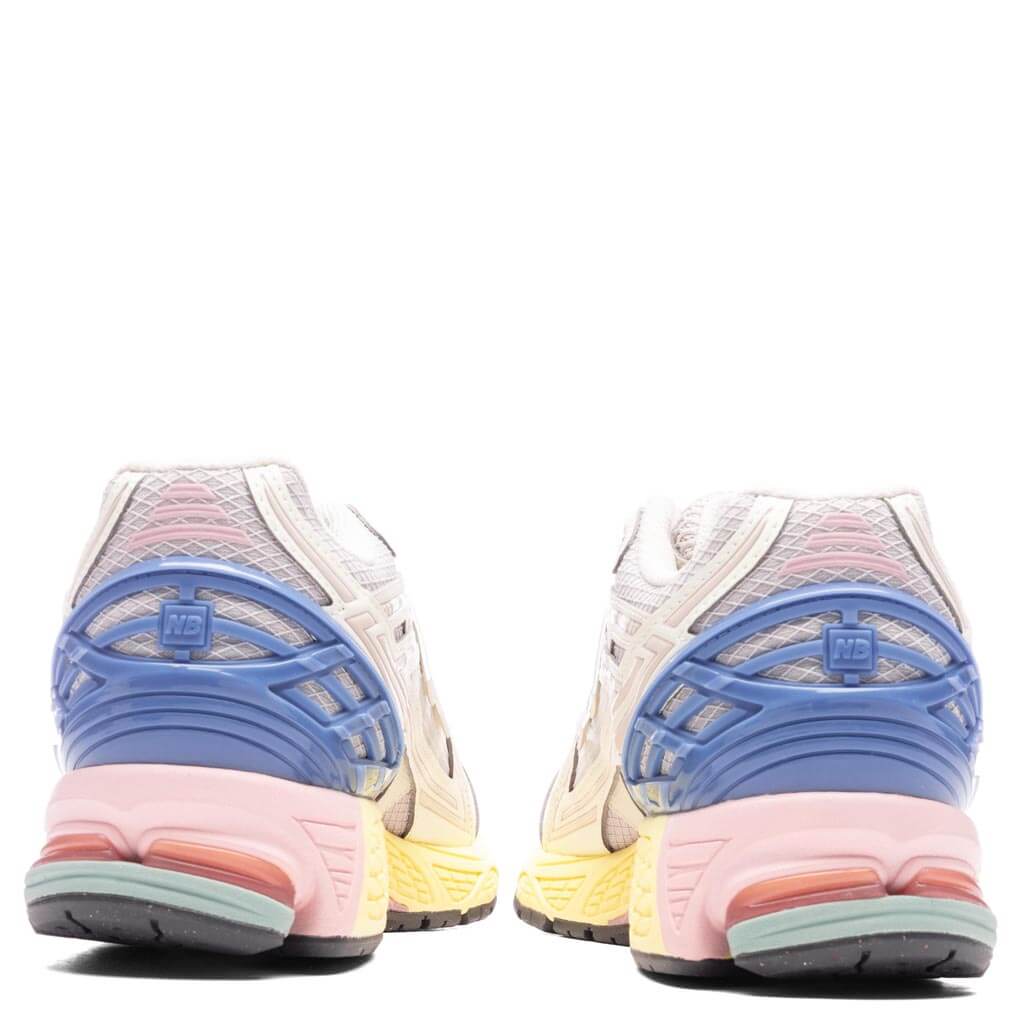 New Balance 1906R - Angora/Blue Laguna/Orb Pink