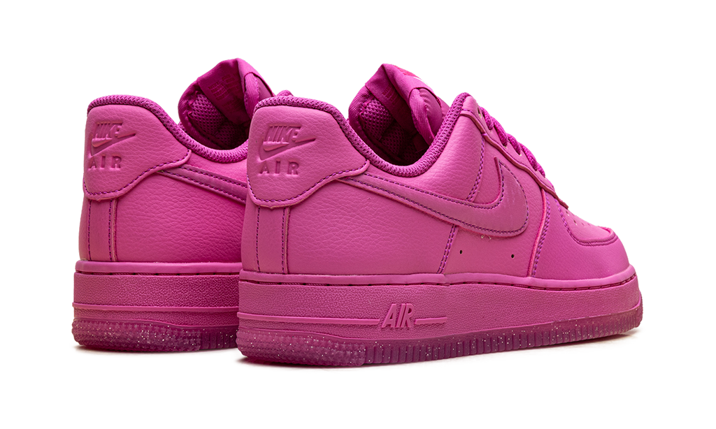 Nike Air Force 1 '07 WMNS "Fire Pink" IV4685 647