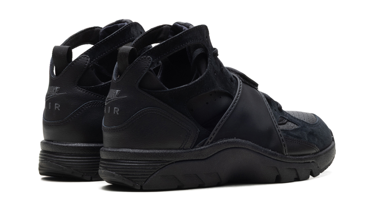 Nike Air Trainer Huarache "Triple Black" IB0497 002