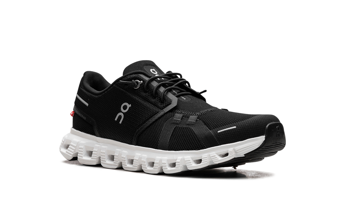 On Running Cloud 6 WMNS "Black White" 3WF10060299