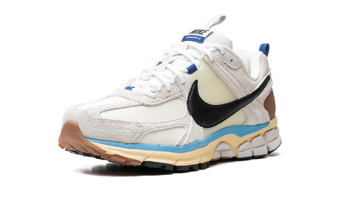 Nike Zoom Vomero 5 WMNS "Design By Japan" HF4524 111