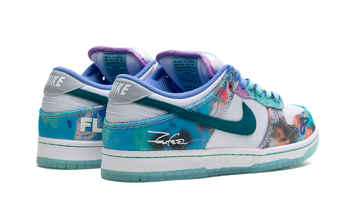 Nike Dunk Low SB "Futura Laboratories - Bleached Aqua" HF6061 400