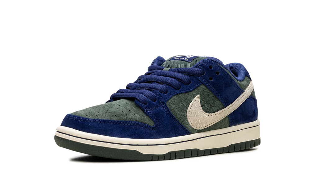 Nike SB Dunk "Deep Royal Blue" HF3704 400