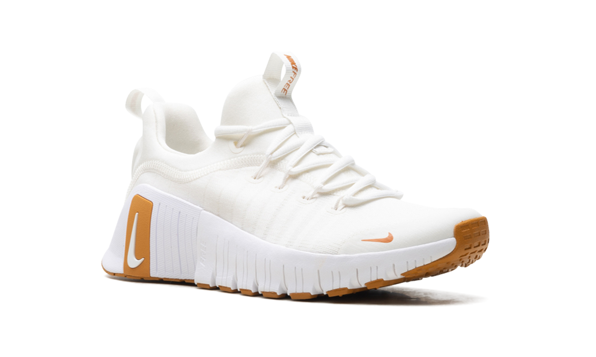 Nike Free Metcon 6 WMNS "Sail White Monarch" FJ7126 103