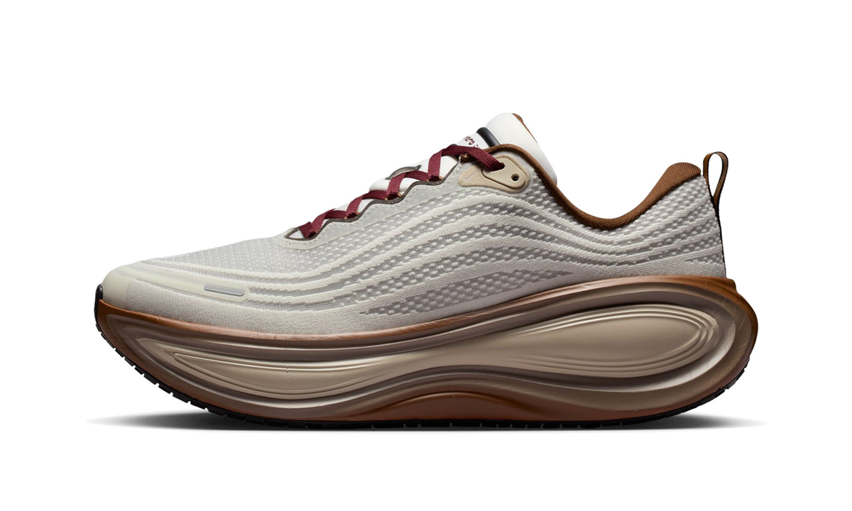 Nike Vomero Plus "Sail Pecan Brown" IO4482 100