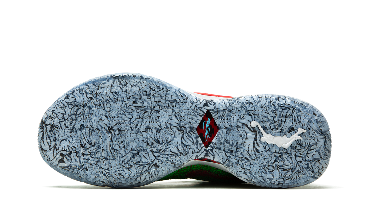 Nike Lebron 20 "Stocking Stuffer" FJ4955 300
