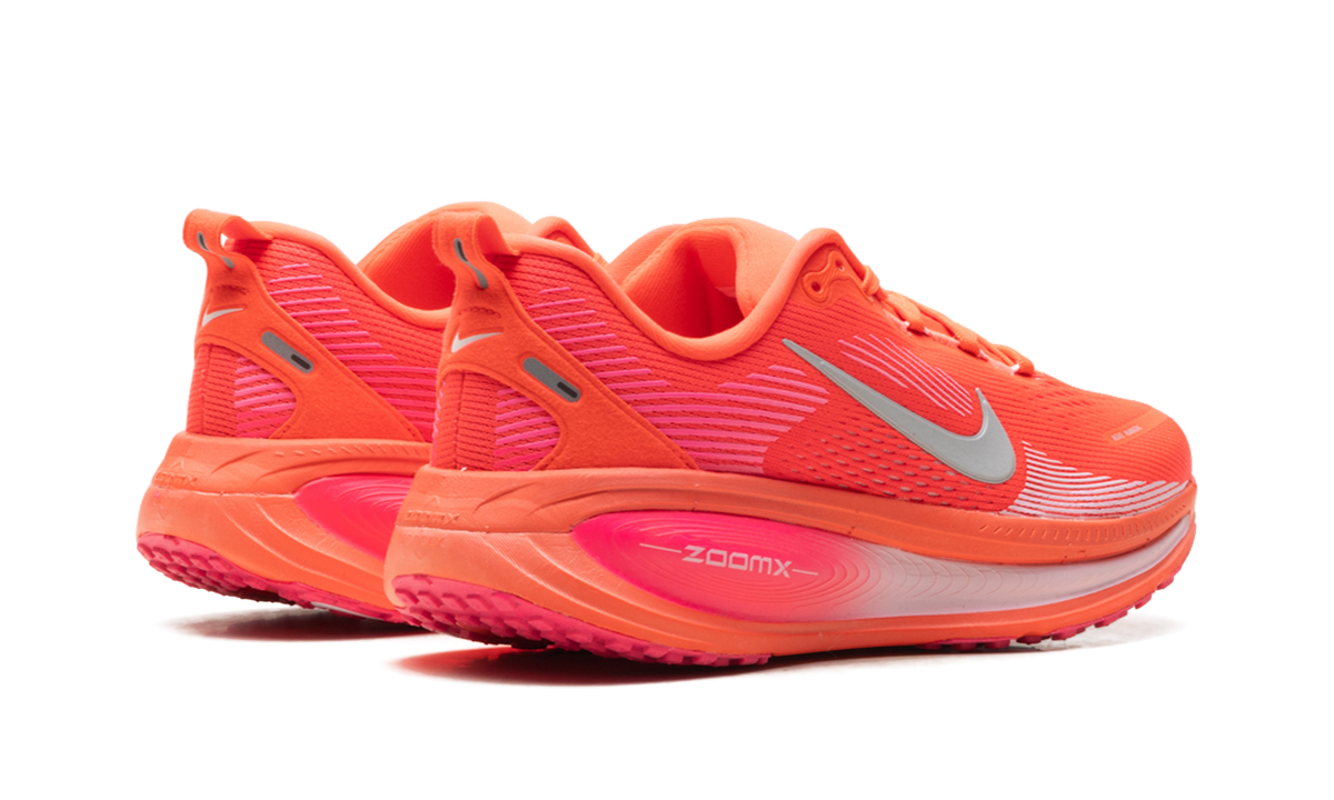 Nike Vomero 18 WMNS "Bright Crimson" HM6804 603