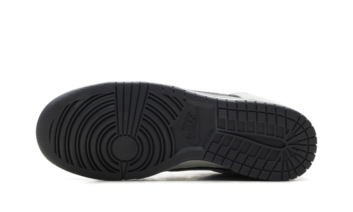 Nike Dunk Low "Smoke Grey" HV2532 001