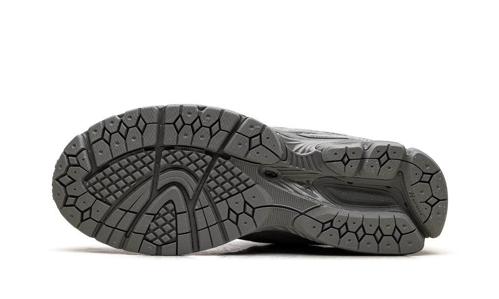 New Balance 2002R "Slate Grey / Dark Silver Metallic" U20021O2