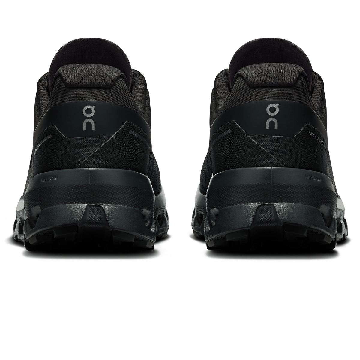 On Cloudvista 2 'Black Black'