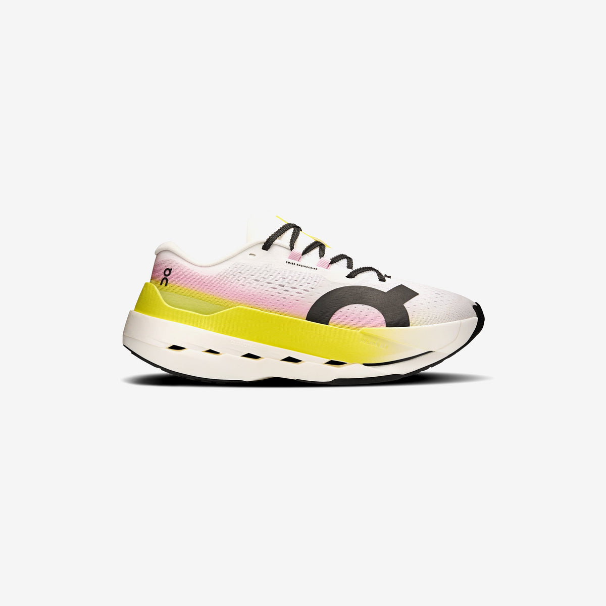 On Wmns Cloudboom Max