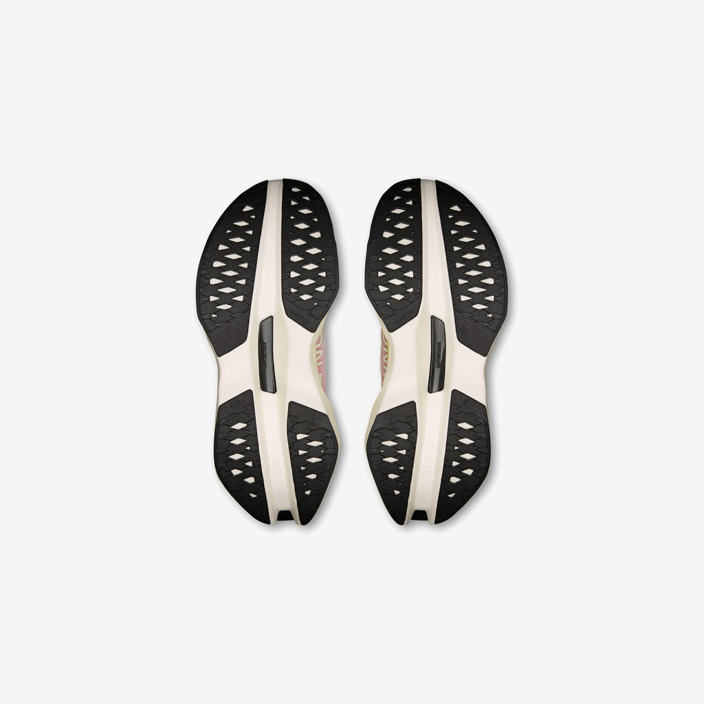 On Wmns Cloudboom Max