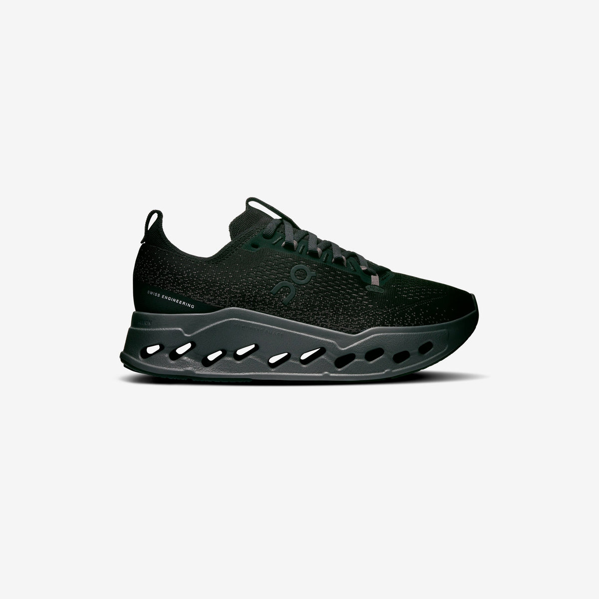 On Wmns Cloudsurfer Max