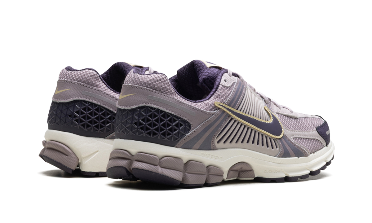 Nike Zoom Vomero 5 "Platinum Violet" HQ3643 019