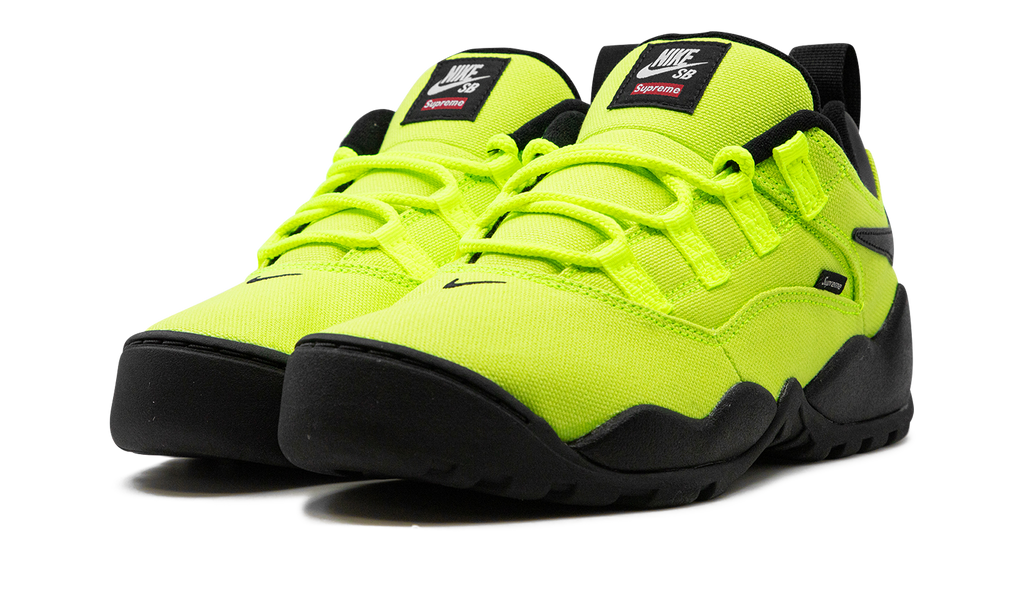 Nike SB Darwin Low "Supreme - Volt" FQ3000 700