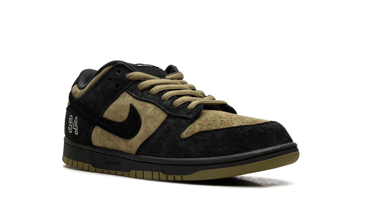 Nike SB Dunk Low "Supreme - Camper Green" HQ8487 300