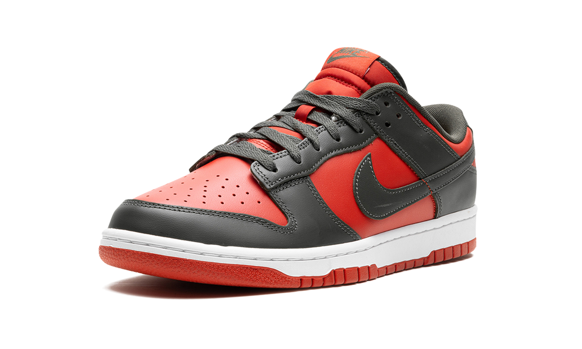 Nike Dunk Low "Mystic Red" DV0833 600