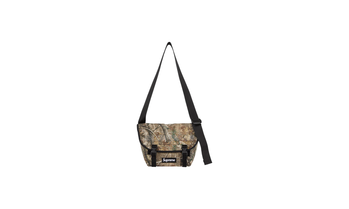Supreme Denim Messenger Bag "FW25 - Realtree AP Camo" SU25832