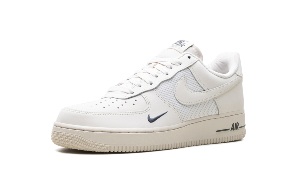 Nike Air Force 1 Low '07 LV8 "Phantom Light Orewood Brown" IM6002 030
