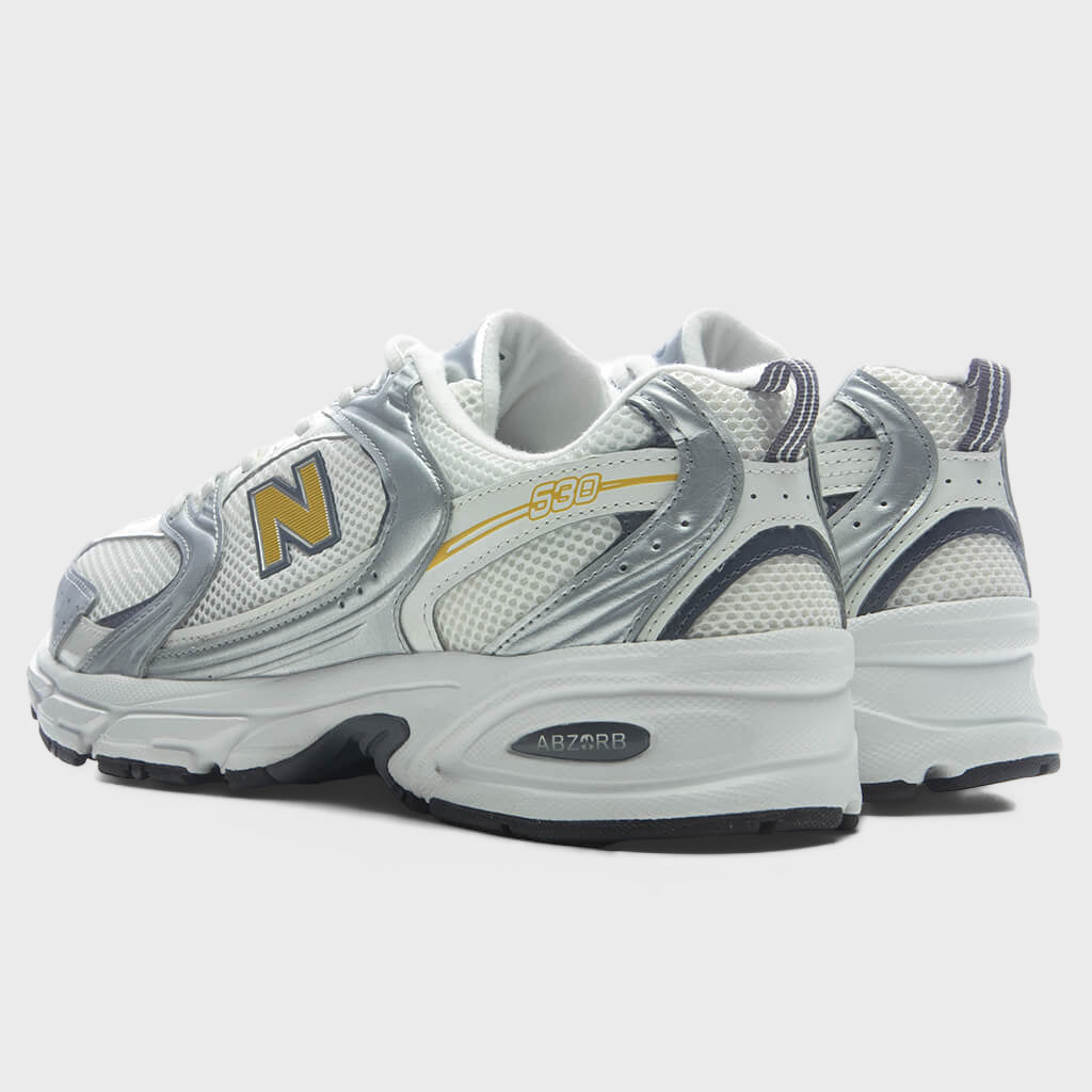 New Balance 530 - Silver Metallic/Sea Salt
