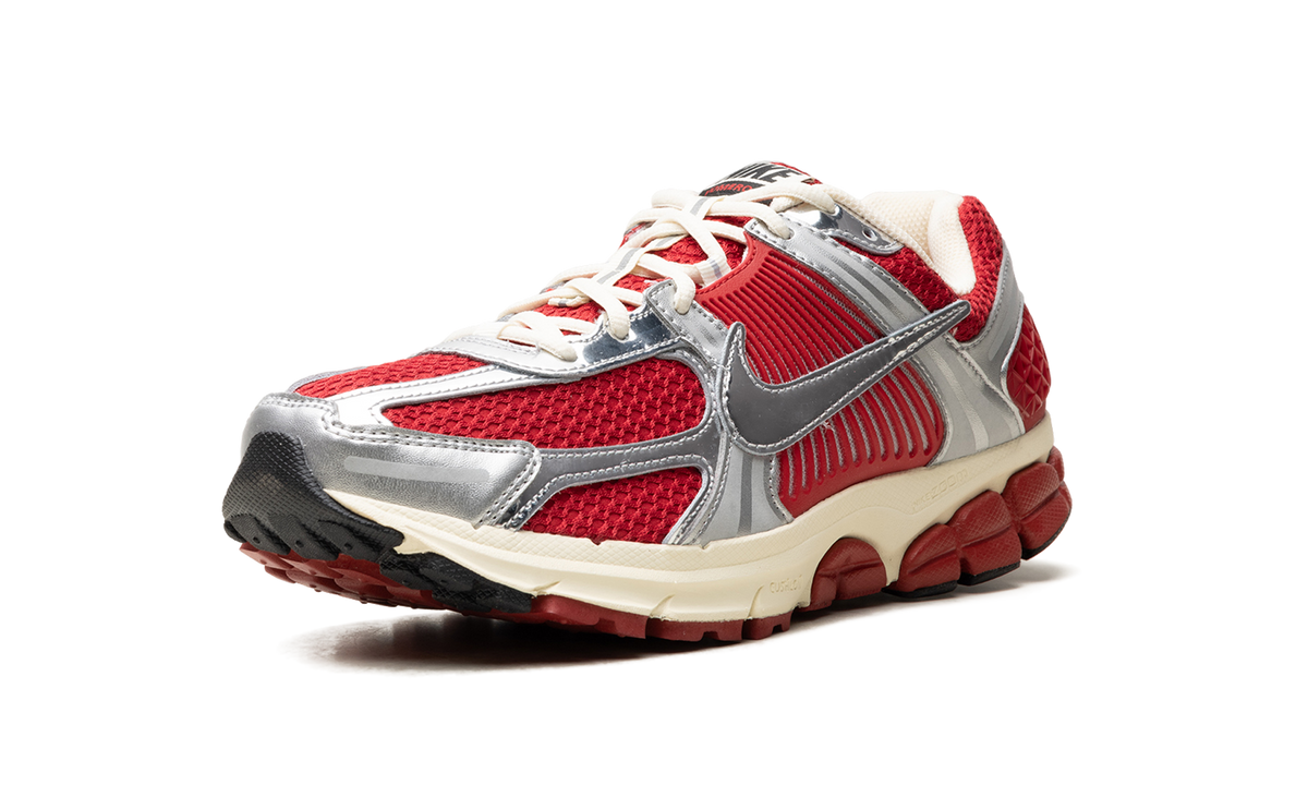 Nike Zoom Vomero 5 "Gym Red Chrome" IM3486 600
