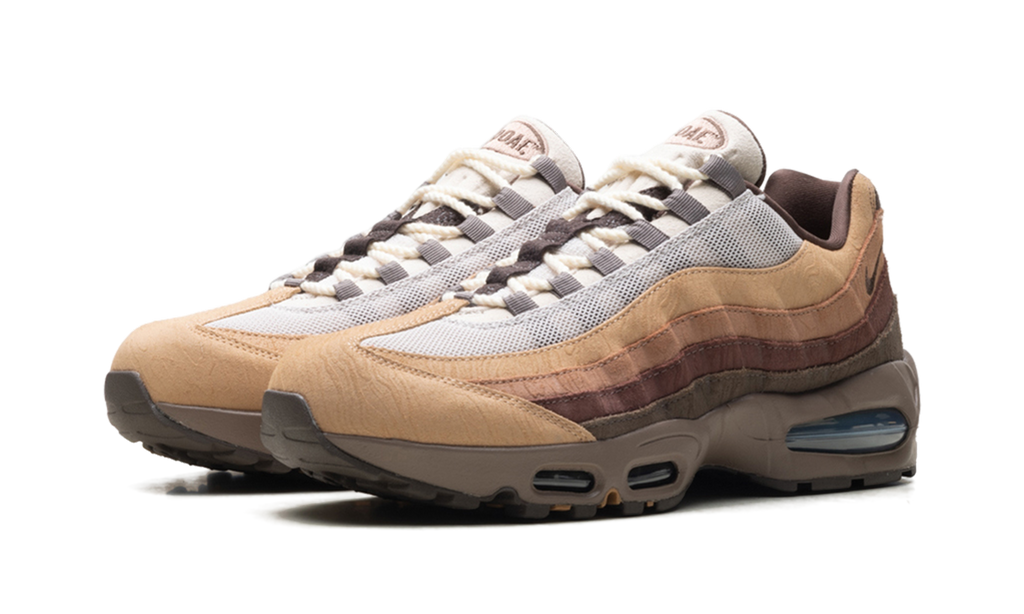 Nike Air Max 95 "Big Bubble Ducks of a Feather Oregon Ducks Lumber Yard" IQ3988 001