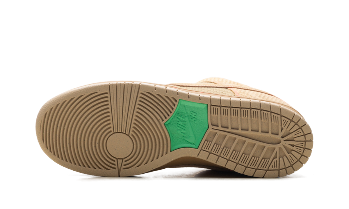 Nike SB Dunk Low "Som Tum" IB6206 701