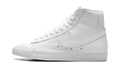 Nike Blazer Mid '77 WMNS "Triple White" CZ1055 117