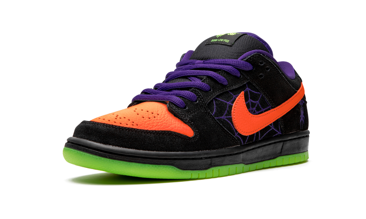 Nike SB Dunk Low "Night of Mischief" BQ6817 006