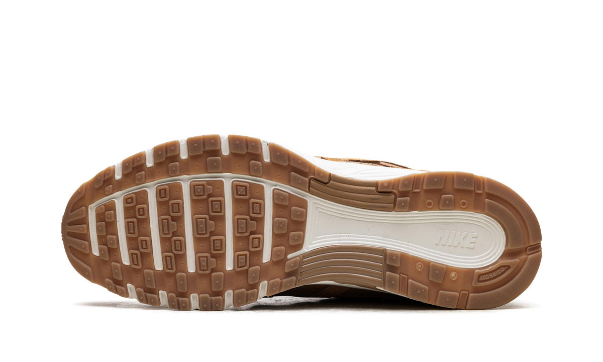 Nike P-6000 "Flax" HF0015 201