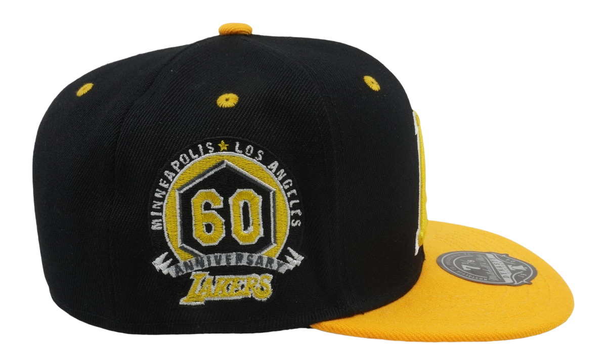 Mitchell & Ness NBA Hardwood Classics Yellow Toe Fitted Cap "Los Angeles Lakers - Black / Yellow" 6HSFSH21501 LALBKYW