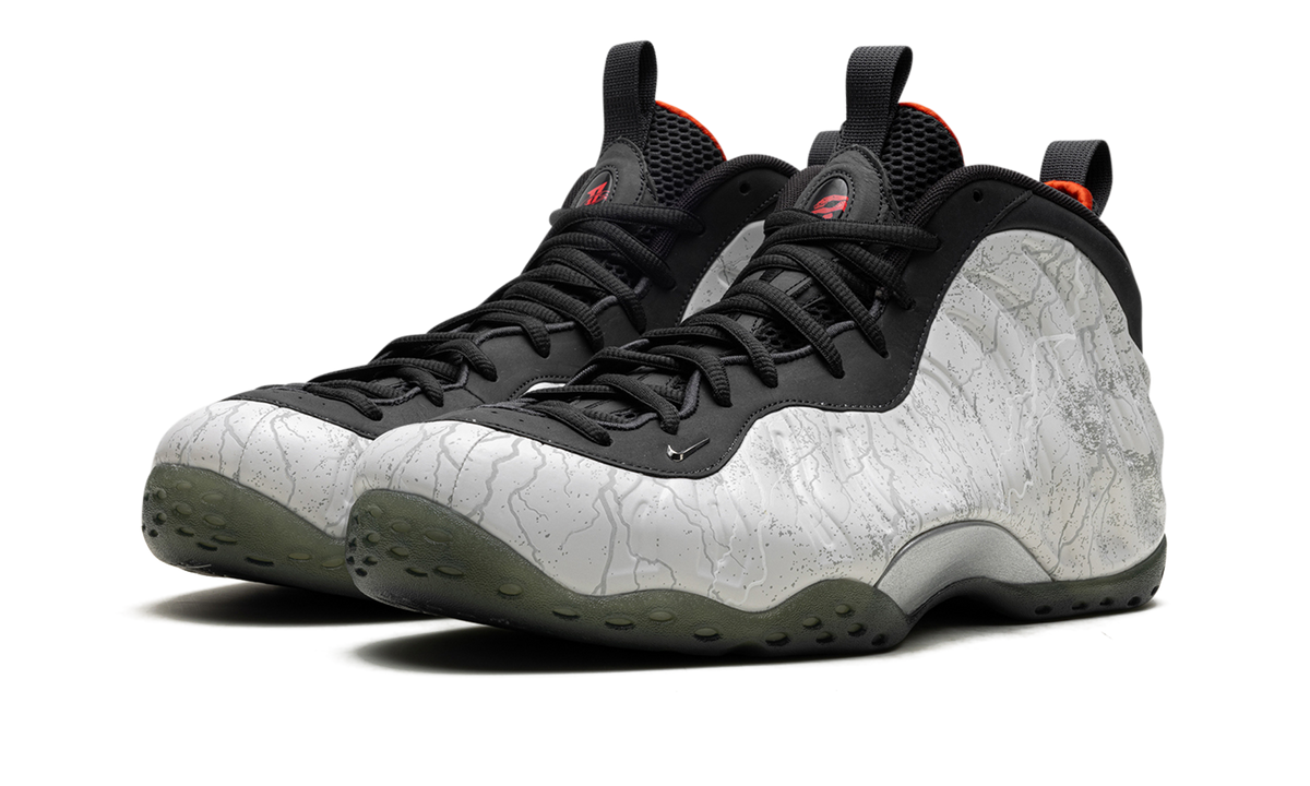 Nike Air Foamposite One Premium "Tekken 8 - Jin Kazama" HF6367 001