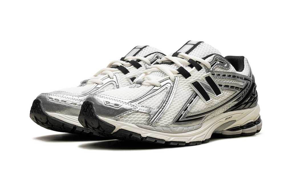 New Balance M1906 "METALLIC SILVER" M1906RER