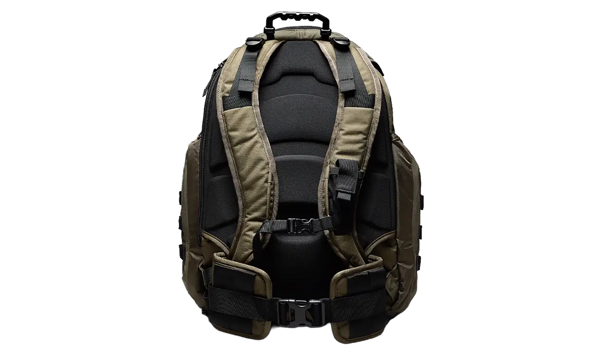 OAKLEY Kitchen Sink Backpack "Deep Olive" 92060A 7DI