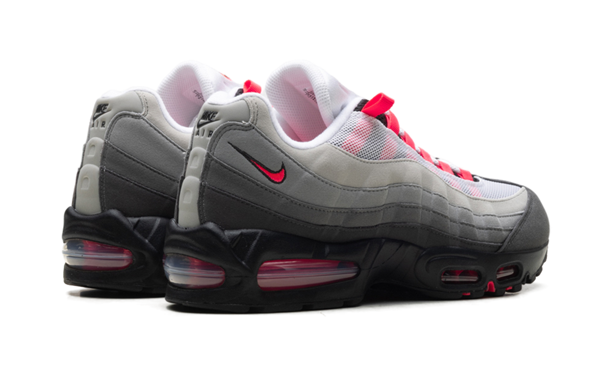 Nike Air Max 95 "Big Bubble Solar Red 2.0 (2025)" IM7410 001