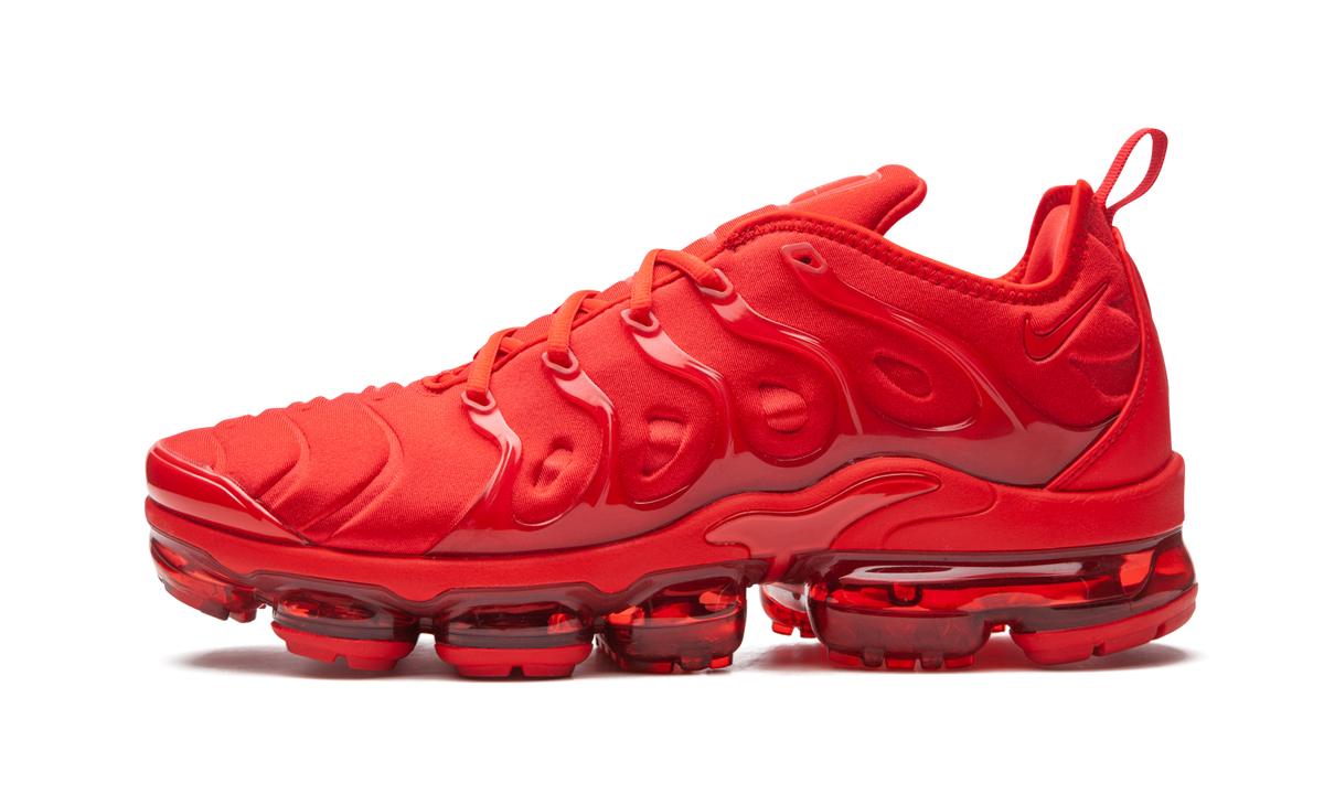 Nike Air VaporMax Plus "TRIPLE RED" CW6973 600