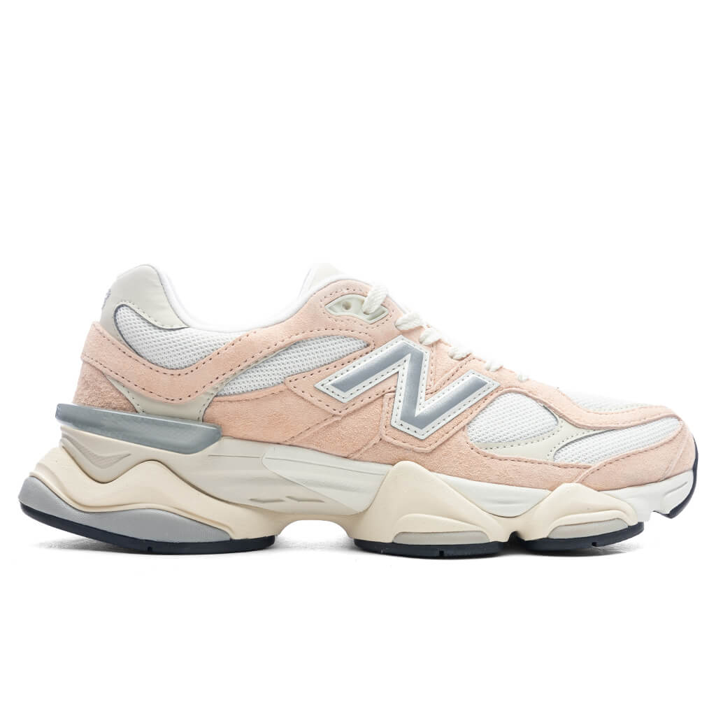 New Balance 9060 - Vintage Rose/Sea Salt/Silver Metallic