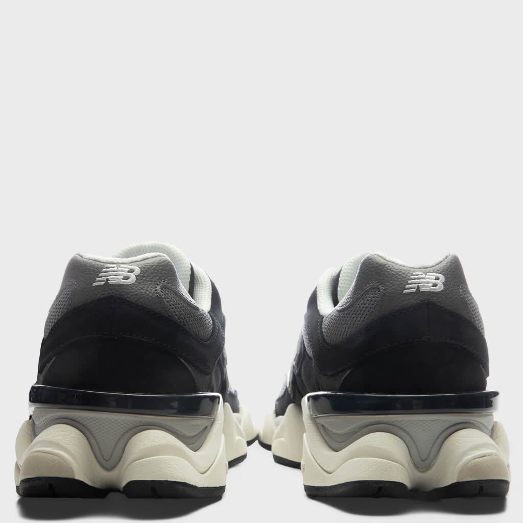 New Balance 9060 - Black/Tornado