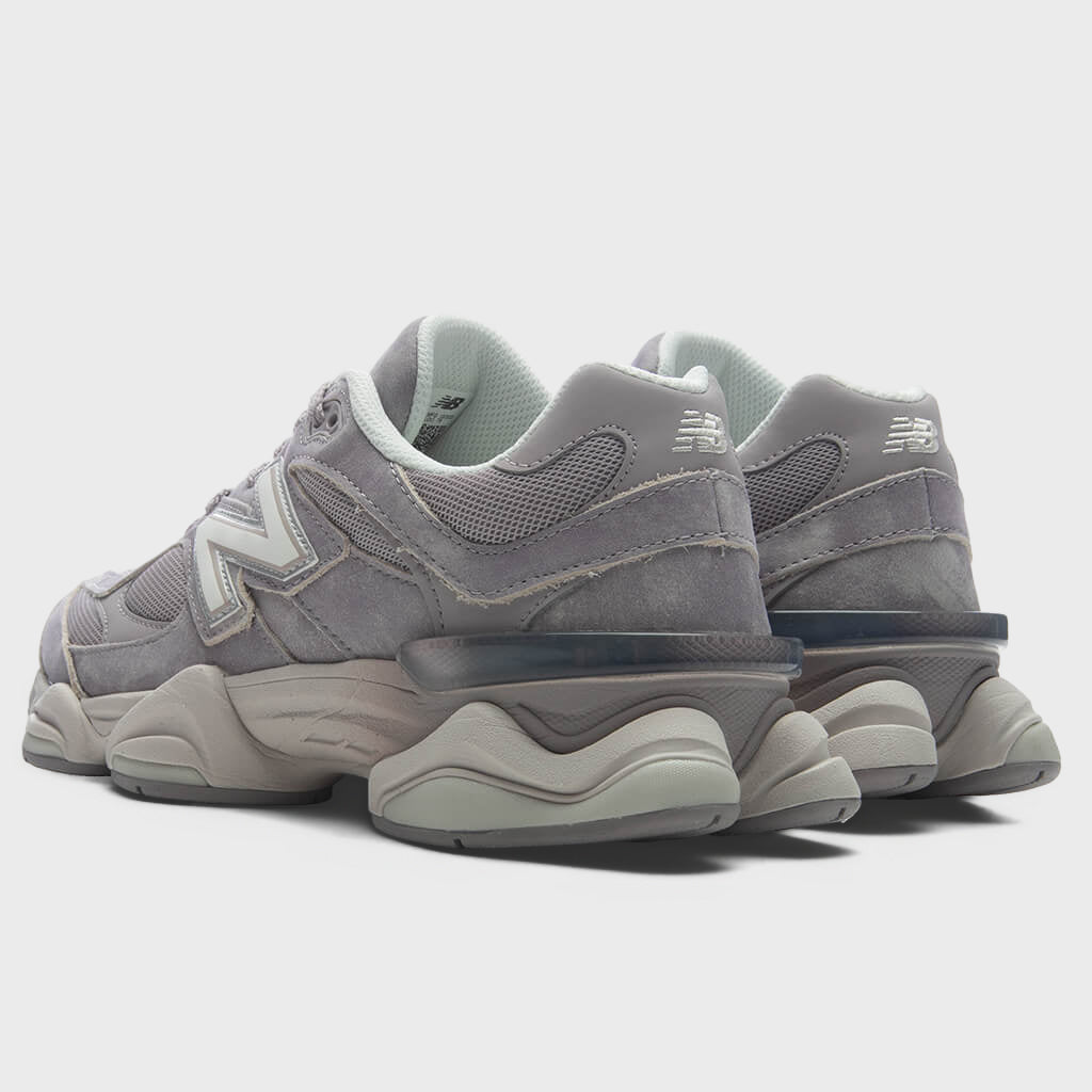 New Balance 9060 - Truffle Salt/Sea Salt