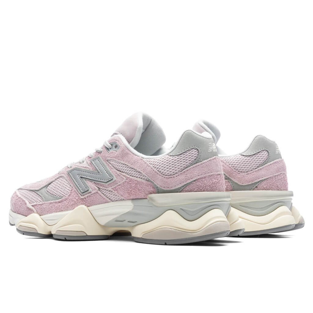 New Balance 9060 - December Sky